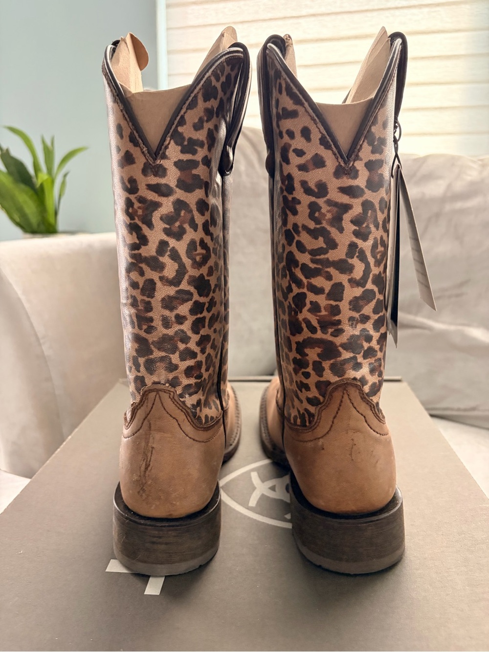 Ariat Leopard Print Shaft Western Boots - Brown - Picture 3 of 4